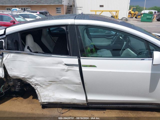 5YJXCBE26JF088597 Tesla Model X 100d/75d/p100d