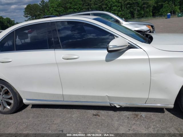 55SWF4JB0FU094163 Mercedes-Benz C 300 Luxury/sport