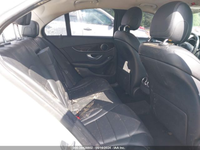 55SWF4JB0FU094163 Mercedes-Benz C 300 Luxury/sport