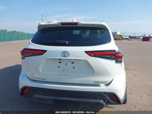 Toyota Highlander Xle 2021 5TDGZRBH6MS538541 Image 16
