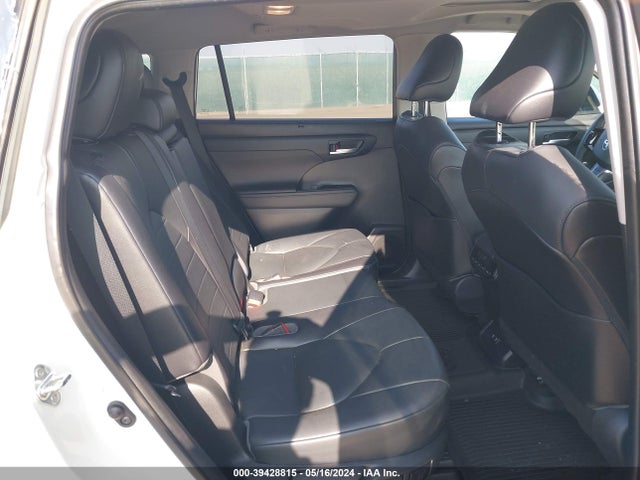 Toyota Highlander Xle 2021 5TDGZRBH6MS538541 Image 8