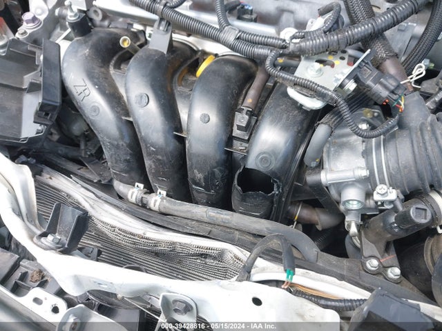 Toyota COROLLA LE 2021 JTDEPMAEXMJ165721 Image 6