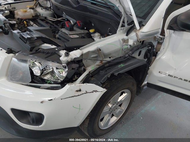 1C4NJCBA4ED523841 Jeep Compass Sport