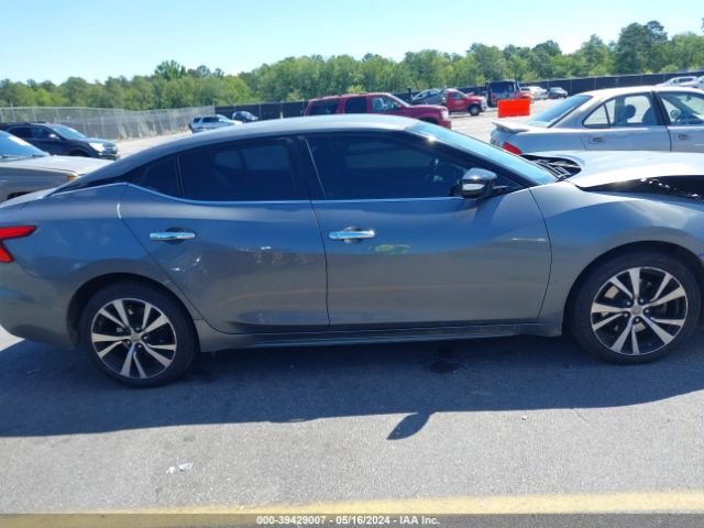 1N4AA6AP8JC369467 Nissan Maxima 3.5 Sv