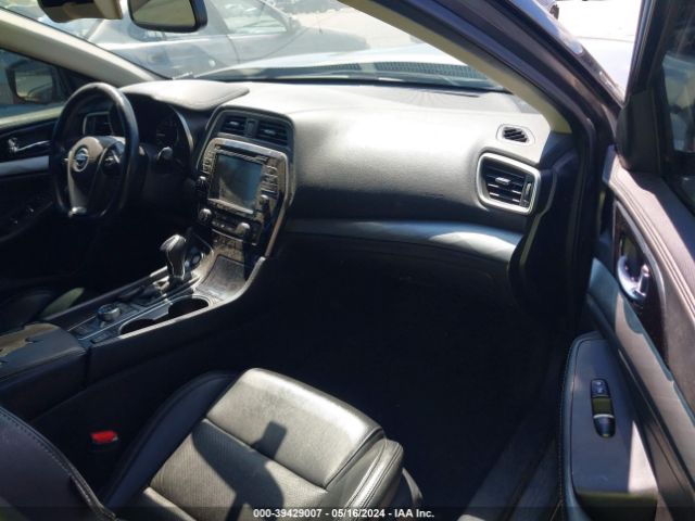 1N4AA6AP8JC369467 Nissan Maxima 3.5 Sv