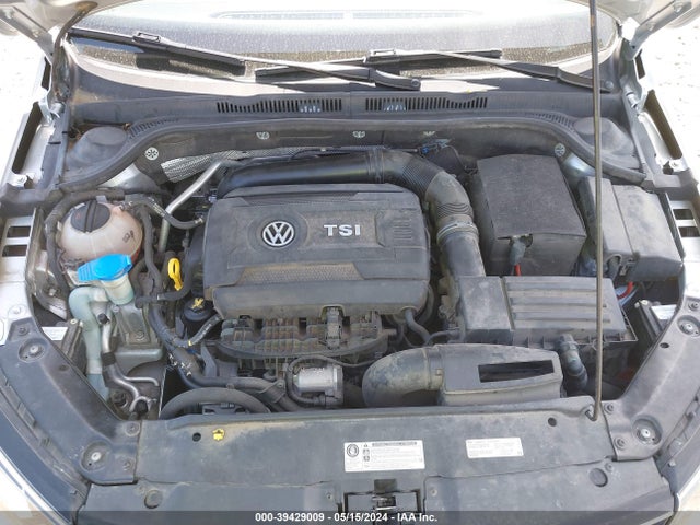 3VWL17AJ7GM314713 Volkswagen Jetta 1.8t Sel