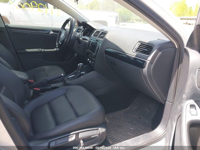 3VWL17AJ7GM314713 Volkswagen Jetta 1.8t Sel
