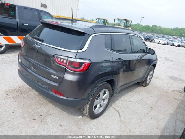 3C4NJCBB6KT809415 Jeep Compass Latitude Fwd