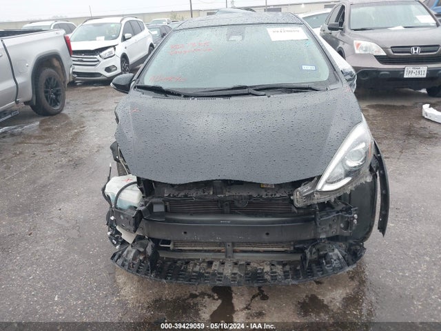 Toyota Prius C Three 2018 JTDKDTB33J1604448 Image 12