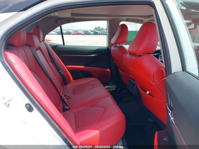 Toyota CAMRY XSE 2019 4T1B61HK4KU199614 Image 8