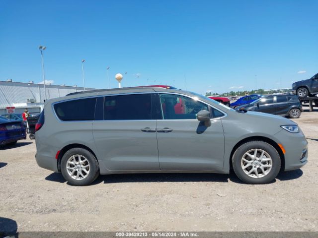 2C4RC1BG9NR132606 Chrysler Pacifica Touring L
