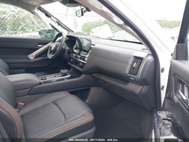 5N1DR3CD8PC259346 Nissan Pathfinder Sl 4wd