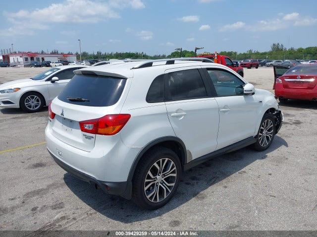 JA4AP3AU5HZ004842 Mitsubishi Outlander Sport 2.0 Es