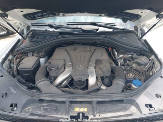 4JGDF7DE8HA810153 Mercedes-Benz Gls 550 4matic