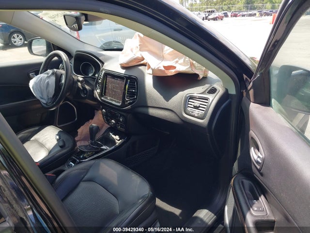 3C4NJCCBXJT140630 Jeep Compass Limited Fwd