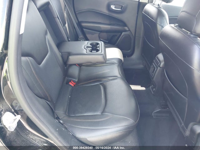3C4NJCCBXJT140630 Jeep Compass Limited Fwd