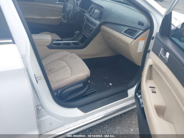 Hyundai Sonata Hybrid Se 2016 KMHE24L17GA019933 Image 5