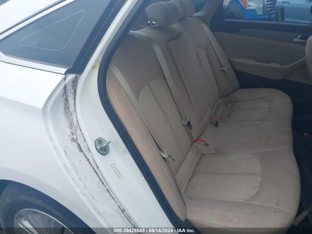 Hyundai Sonata Hybrid Se 2016 KMHE24L17GA019933 Image 8