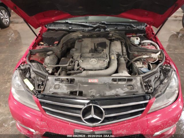 WDDGF4HBXEA962677 Mercedes-Benz C 250 Luxury/sport