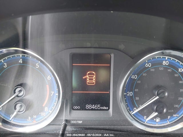 Toyota COROLLA LE 2018 2T1BURHE4JC124488 Image 7