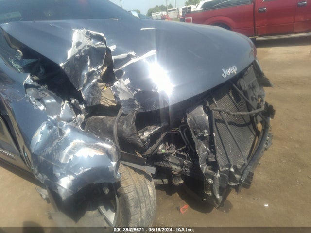1C4RJFBG8KC697808 Jeep Grand Cherokee Limited 4x4