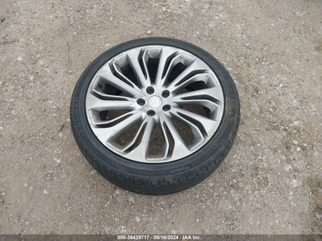 1G4ZR5SS4HU142988 Buick Lacrosse Premium