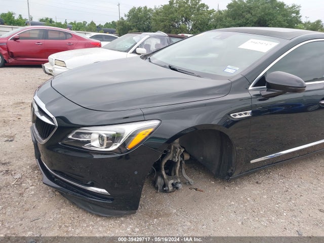 1G4ZR5SS4HU142988 Buick Lacrosse Premium