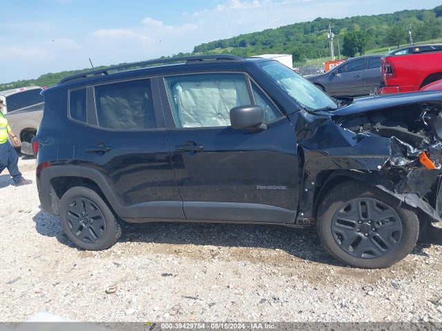 ZACCJBAB2JPH44247 Jeep Renegade Upland Edition 4x4