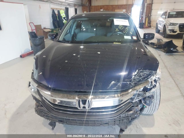 Honda ACCORD LX 2017 1HGCR2F38HA246348 Image 13