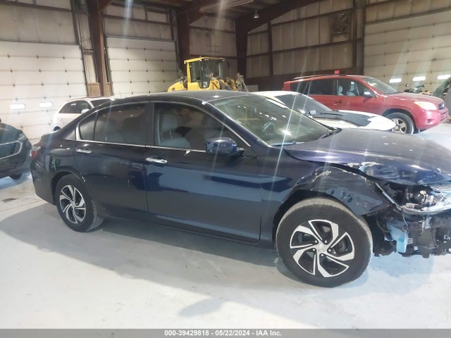 Honda ACCORD LX 2017 1HGCR2F38HA246348 Image 14