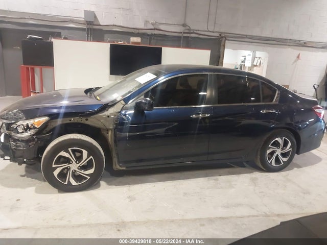 Honda ACCORD LX 2017 1HGCR2F38HA246348 Image 15