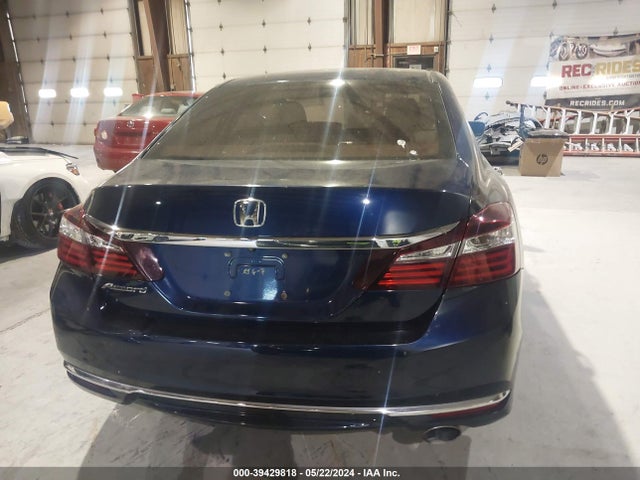 Honda ACCORD LX 2017 1HGCR2F38HA246348 Image 17