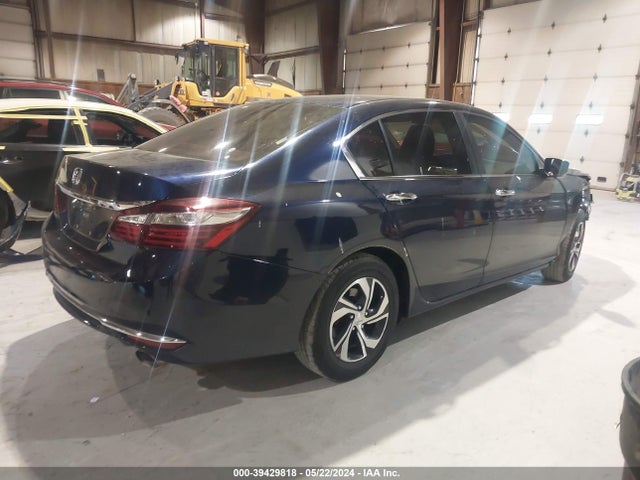 Honda ACCORD LX 2017 1HGCR2F38HA246348 Image 4
