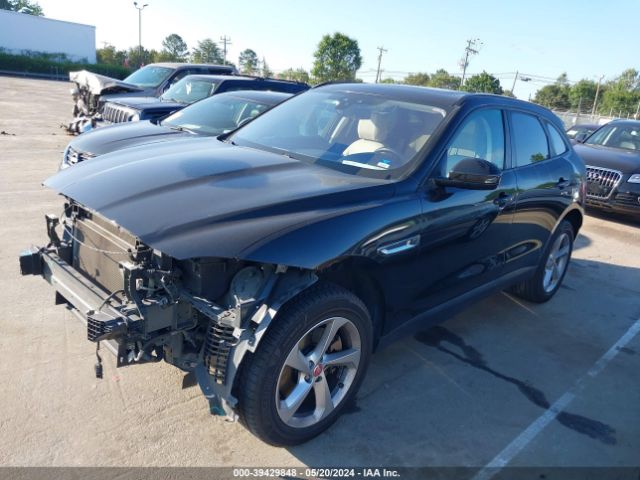 SADCJ2BV7HA073584 Jaguar F-pace 35t Premium