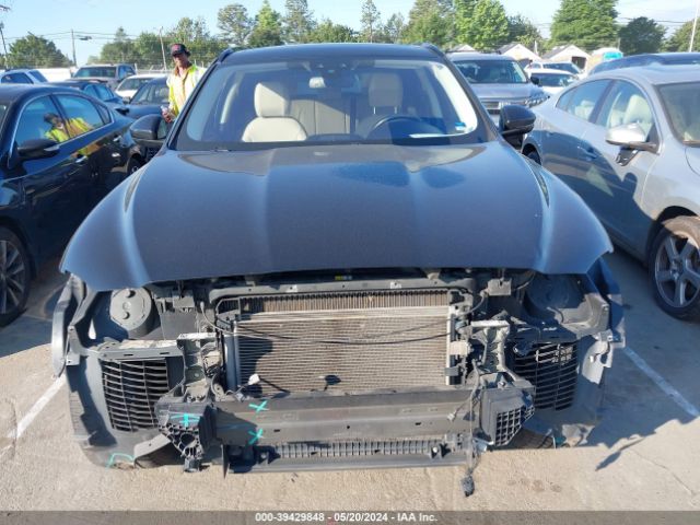 SADCJ2BV7HA073584 Jaguar F-pace 35t Premium