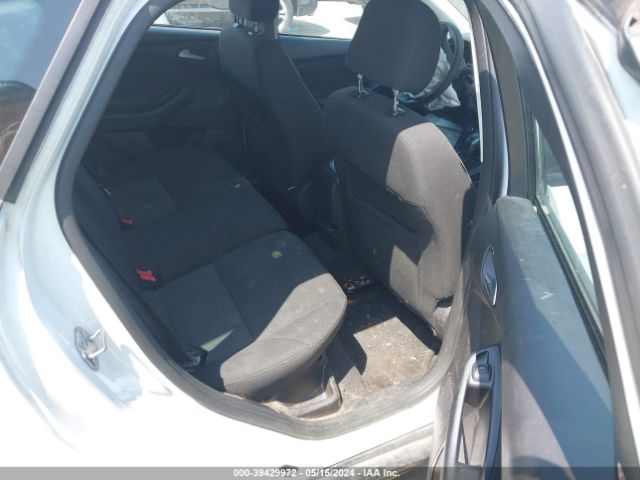 1FADP3K25HL249892 Ford FOCUS SE