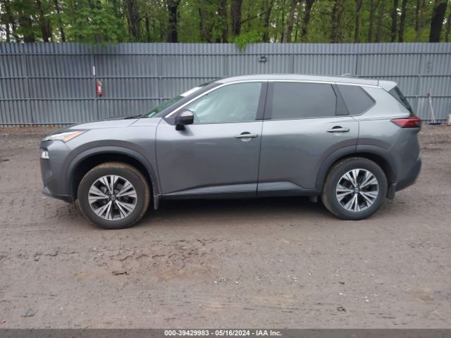 5N1AT3BB0MC834894 Nissan Rogue Sv Intelligent Awd
