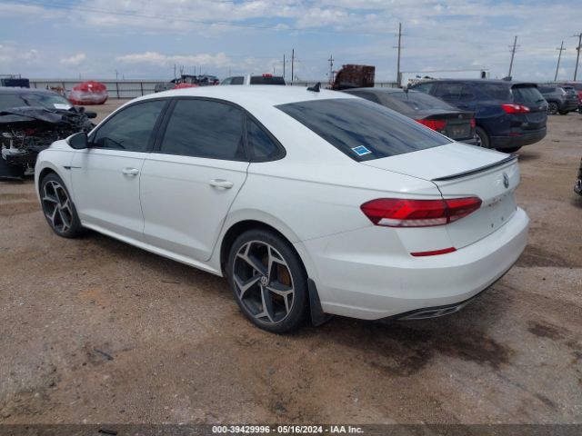 1VWMA7A31LC018927 Volkswagen Passat 2.0t R-line