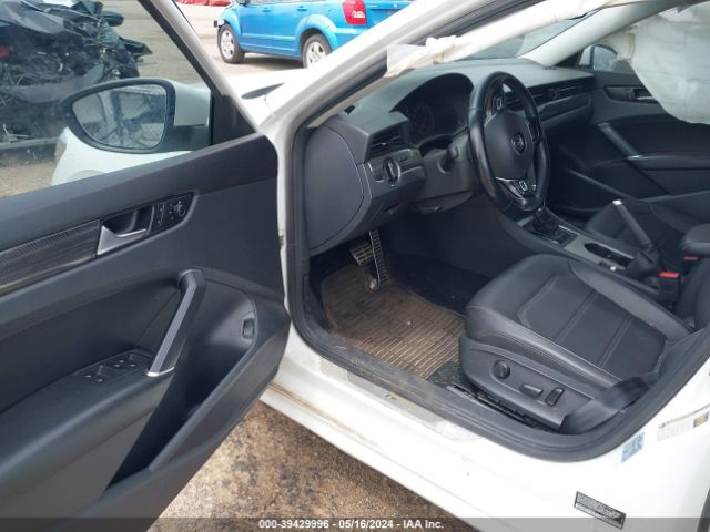 1VWMA7A31LC018927 Volkswagen Passat 2.0t R-line