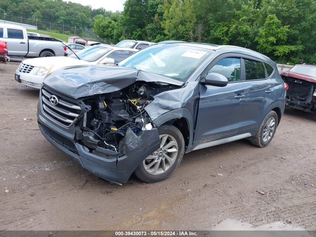 Hyundai TUCSON SE 2017 KM8J33A46HU413409 Image 2