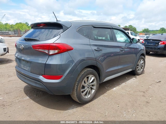 Hyundai TUCSON SE 2017 KM8J33A46HU413409 Image 4