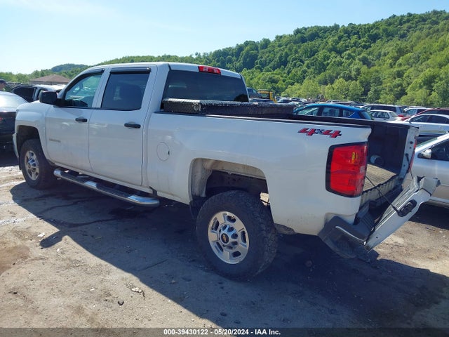 1GC1KUEGXJF183885 Chevrolet Silverado 2500hd Wt
