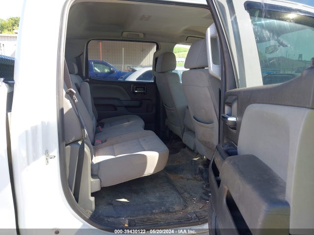 1GC1KUEGXJF183885 Chevrolet Silverado 2500hd Wt