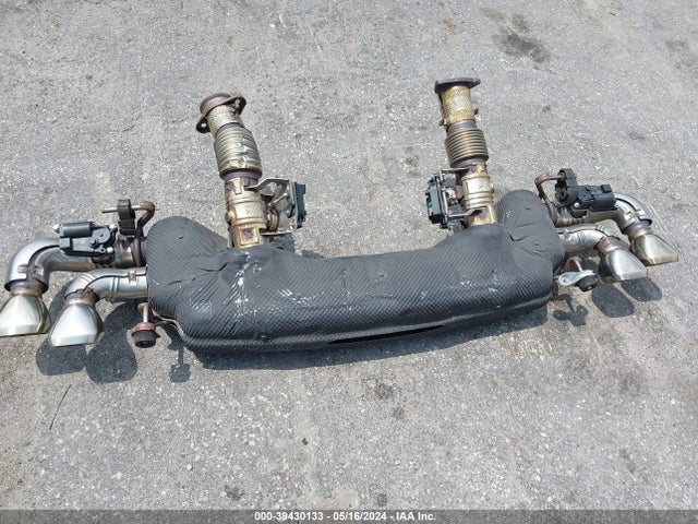 Chevrolet Corvette Stingray Rwd  2lt 2021 1G1YB3D47M5102070 Image 12