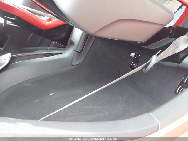 Chevrolet Corvette Stingray Rwd  2lt 2021 1G1YB3D47M5102070 Image 8