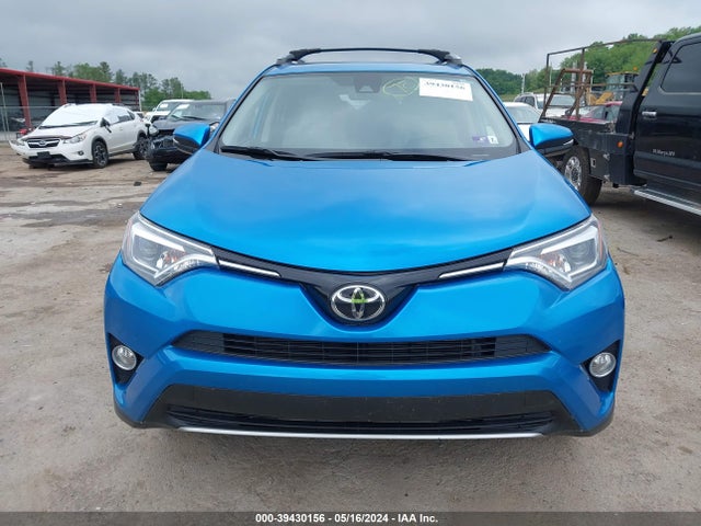 Toyota Rav4 Limited 2017 JTMDFREV8HD215980 Image 12