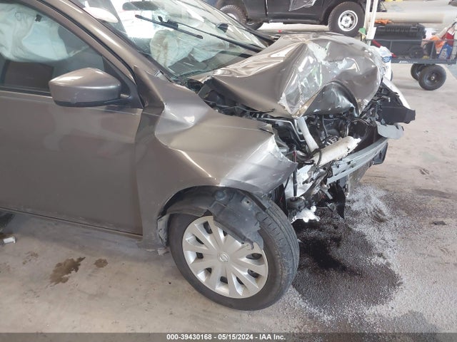 Nissan Versa 1.6 Sv 2016 3N1CN7AP7GL909887 Image 13