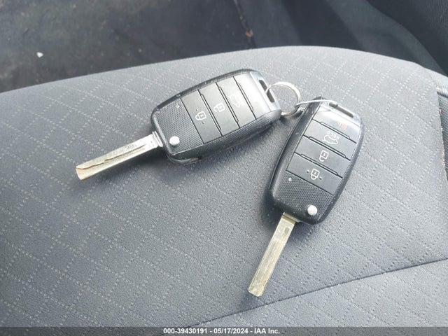 KIA Sorento 3.3l Lx 2017 5XYPGDA56HG314513 Image 11