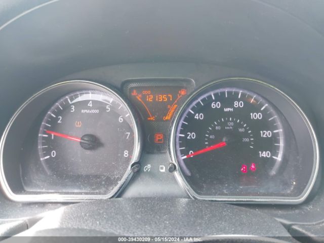3N1CN7AP3EK438811 Nissan Versa 1.6 Sv