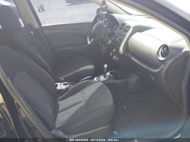 3N1CN7AP3EK438811 Nissan Versa 1.6 Sv